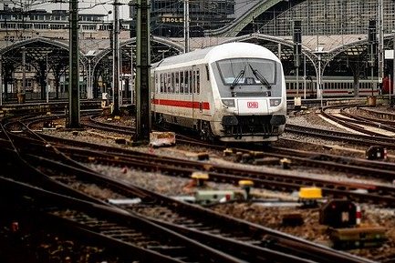 Слесарь по ремонту подвижного состава вагонов Слесарь по ремонту подвижного состава вагонов